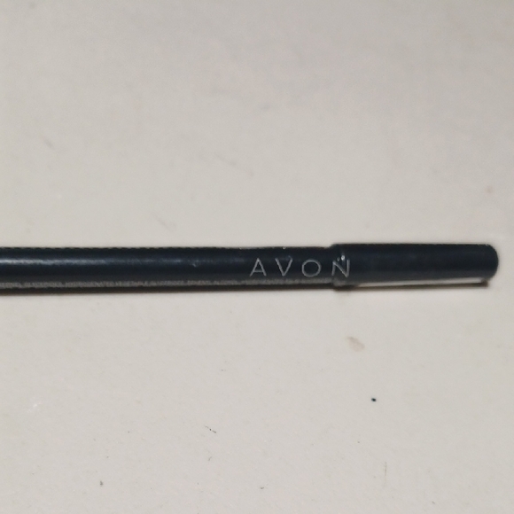 Avon Midnight Black Eyeliner Pencil - Picture 3 of 8